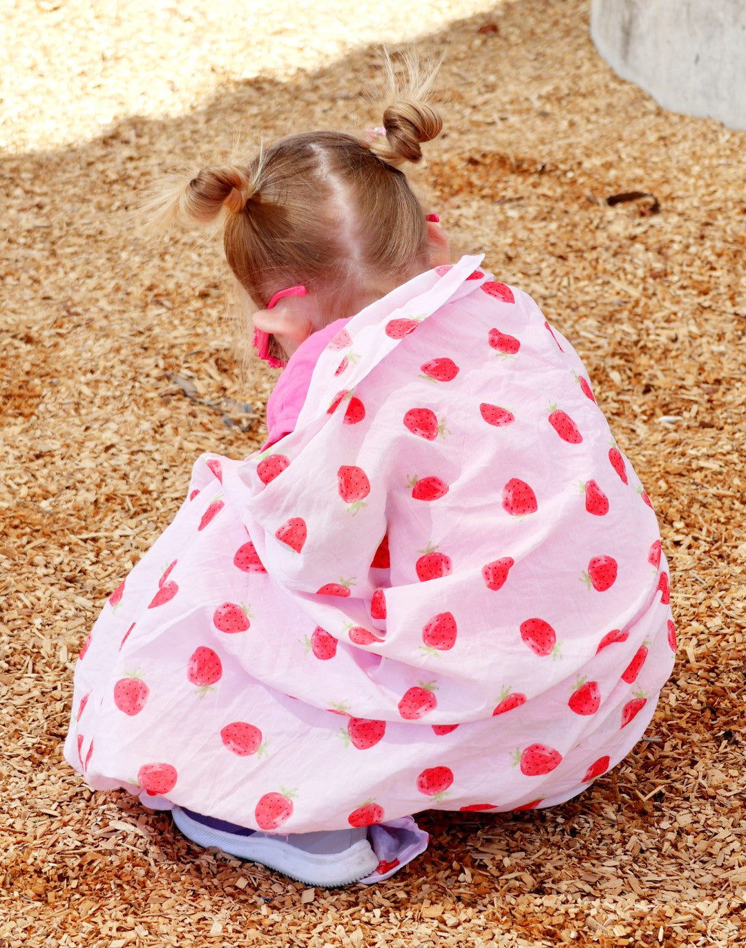 Strawberry Muslin Blanket Cotton